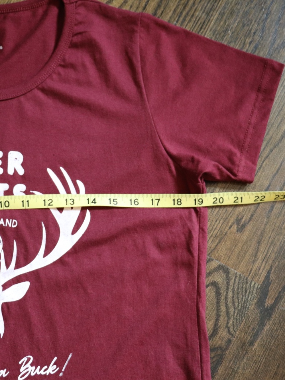 Woman's Deer Nuts Snack Brand Funny T-Shirt Maroon/Burgundy White Size Medium - Picture 2 of 5